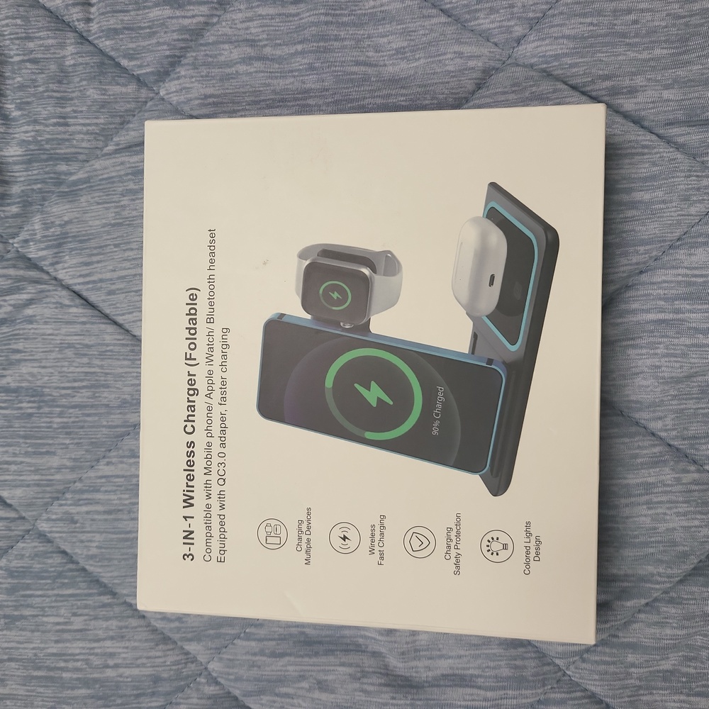 3-in-1 Wireless Charger (Foldable)